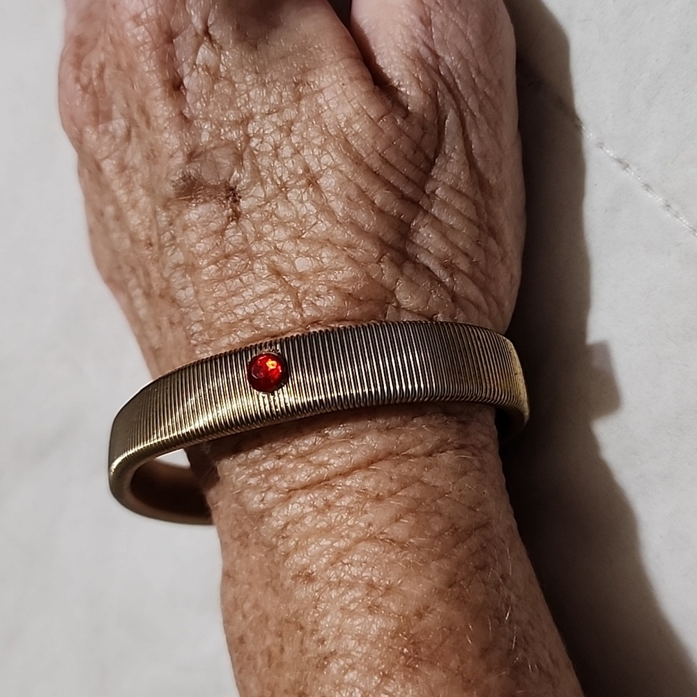 Omega Bracelets - Picture 2 of 9